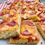 PIZZA DE PEPPERONI (FACIL Y RAPIDA)