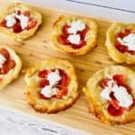 TARTALETAS DE TOMATES Y BURRATA