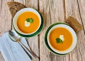 SOPA DE TOMATE Y ZANAHORIA