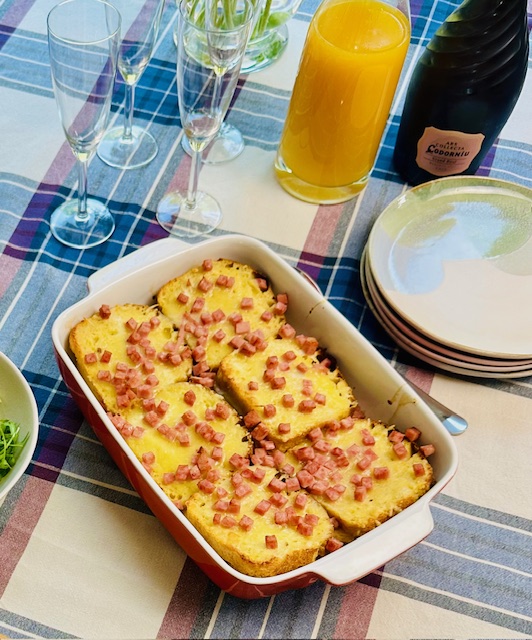 TOSTADAS FRANCESAS CON JAMÓN Y QUESO