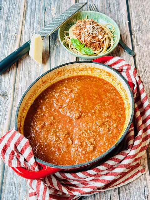 CARNE A LA BOLOGNESA