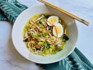 RAMEN FÁCIL CON VEGETALES