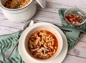 ESTOFADO DE GARBANZO CON PASTA