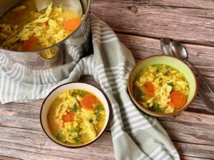 SOPA DE POLLO CON CUSCÚS PERLADO