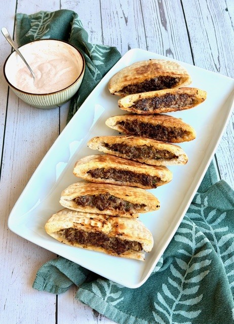 PITAS RELLENAS DE CARNE (ARAYES)