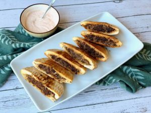 PITAS RELLENAS DE CARNE (ARAYES)