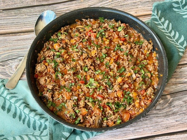 SALTEADO DE CARNE MOLIDA CON CHAMPIÑONES