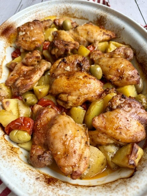 POLLO ESTILO MEDITERRANEO AL HORNO