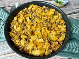 CARNE CON PAPAS Y QUESO EN SARTÉN
