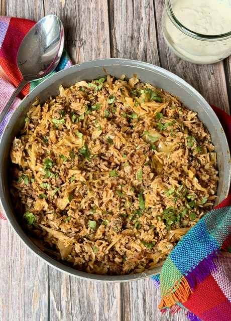 CARNE CON ARROZ Y REPOLLO EN SARTÉN