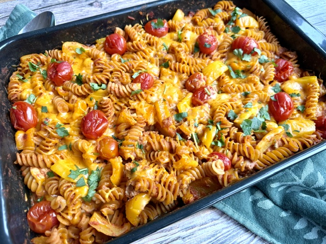 PASTA CON FAJITAS DE POLLO AL HORNO